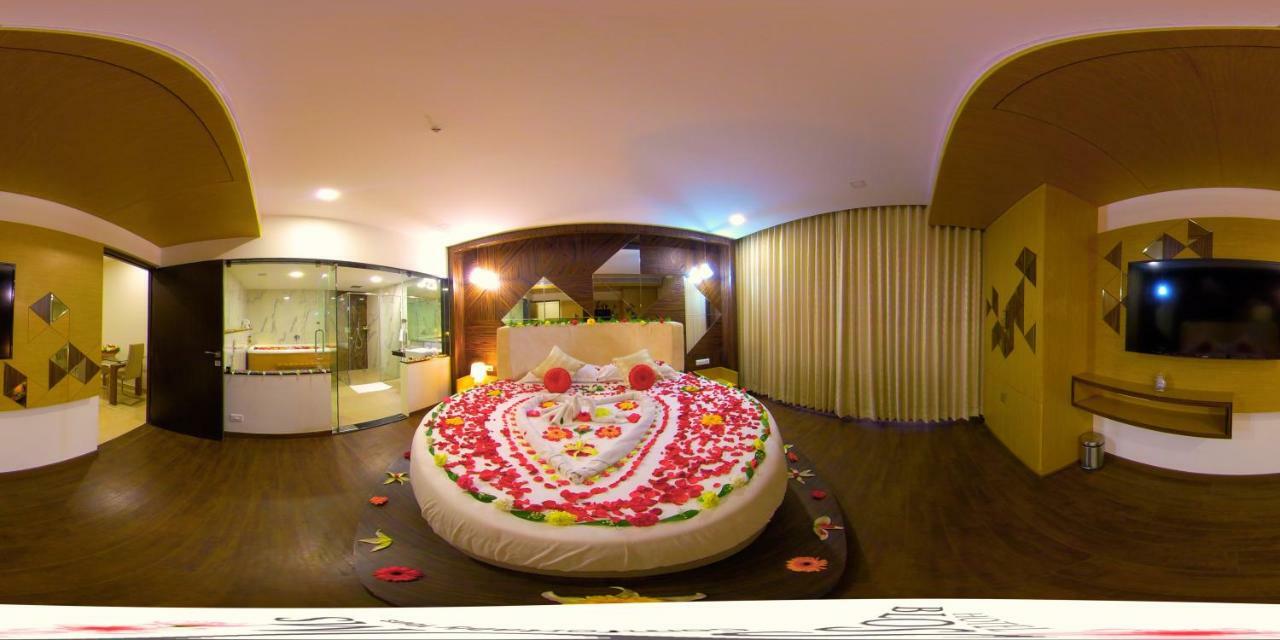 Hotel Blossoms Tiruchirappalli Exteriér fotografie